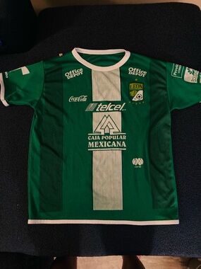 Club León Kids Green Soccer Jersey - Telcel / Caja Popular Mexicana size 8
